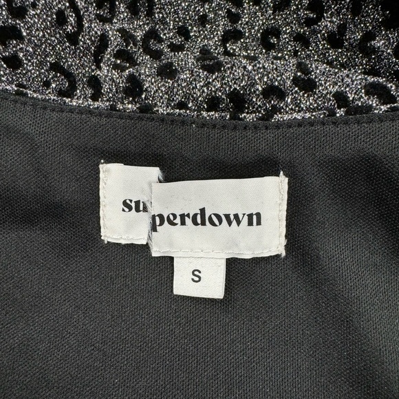 NWOT REVOLVE SUPERDOWN Syna Ruched Top Silver Leopard S - Picture 11 of 12